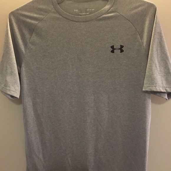 Under armour tee - Picture 2 of 4